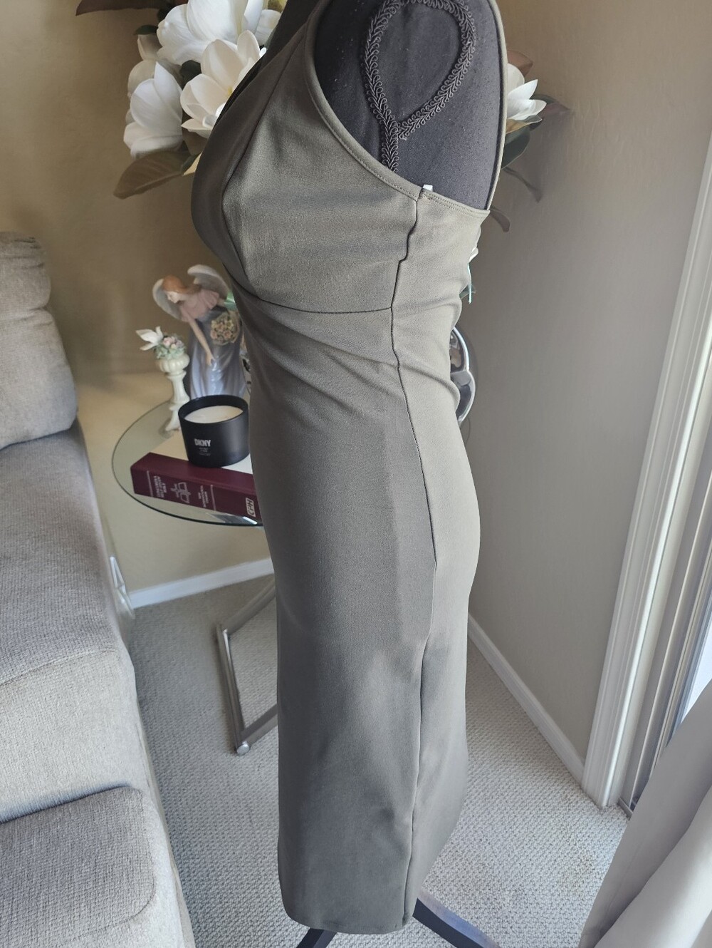 Dress - Picture 3 of 5